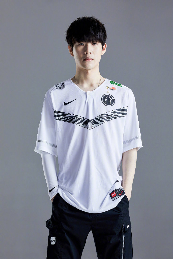 【赛前预告】王者荣耀绝活杯，1月4日 成都AG超玩会 vs 武汉eStarPro